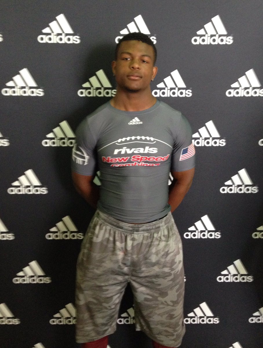 @TeamWalker4 great job today! We like 2 find the Diamonds in the rough! Passes the eye test! A young man 2 watch!!! hudl.com/video/3/515539…