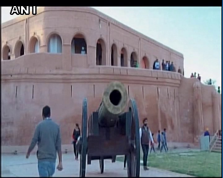 ANI's tweet image. Amritsar (Punjab): 18th century Gobindgarh Fort thrown open to the public from yesterday following the completion of its restoration work