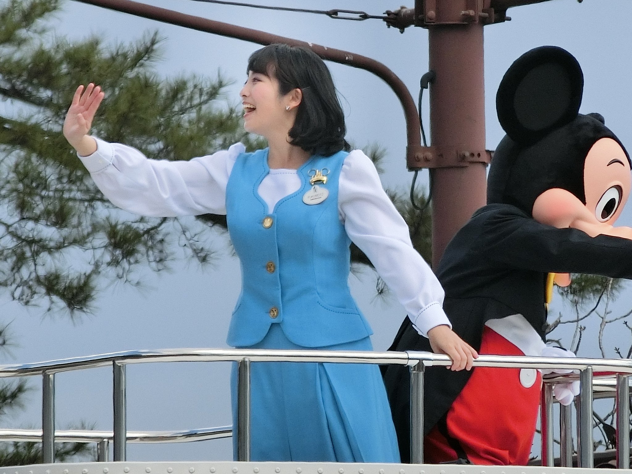 別府にディズニーパレードがやってきた Twitter
