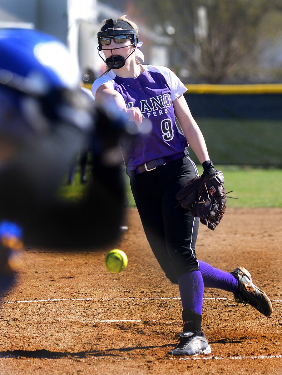 KCNpreps's tweet photo. Softball: Freshman Kaylee Read (@kayleeread9), @planoreapersb split doubleheader with Aurora Central: https://t.co/w5txeq6NOK https://t.co/cPDeSbkHAH