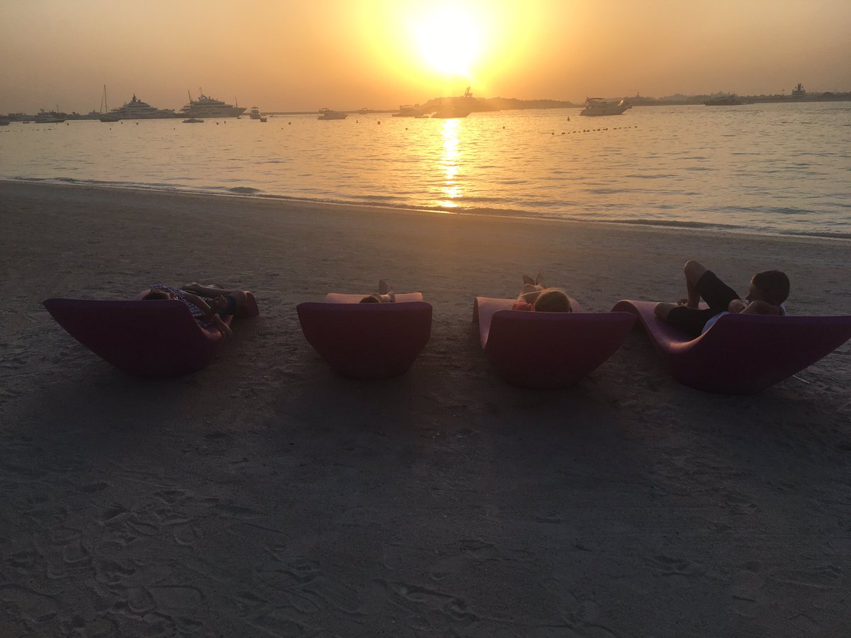 l17jen's tweet photo. Perfect end to a fabulous week with good friends @andywhyment81 @nicski26 ☀️ https://t.co/C3dsdbGFTv