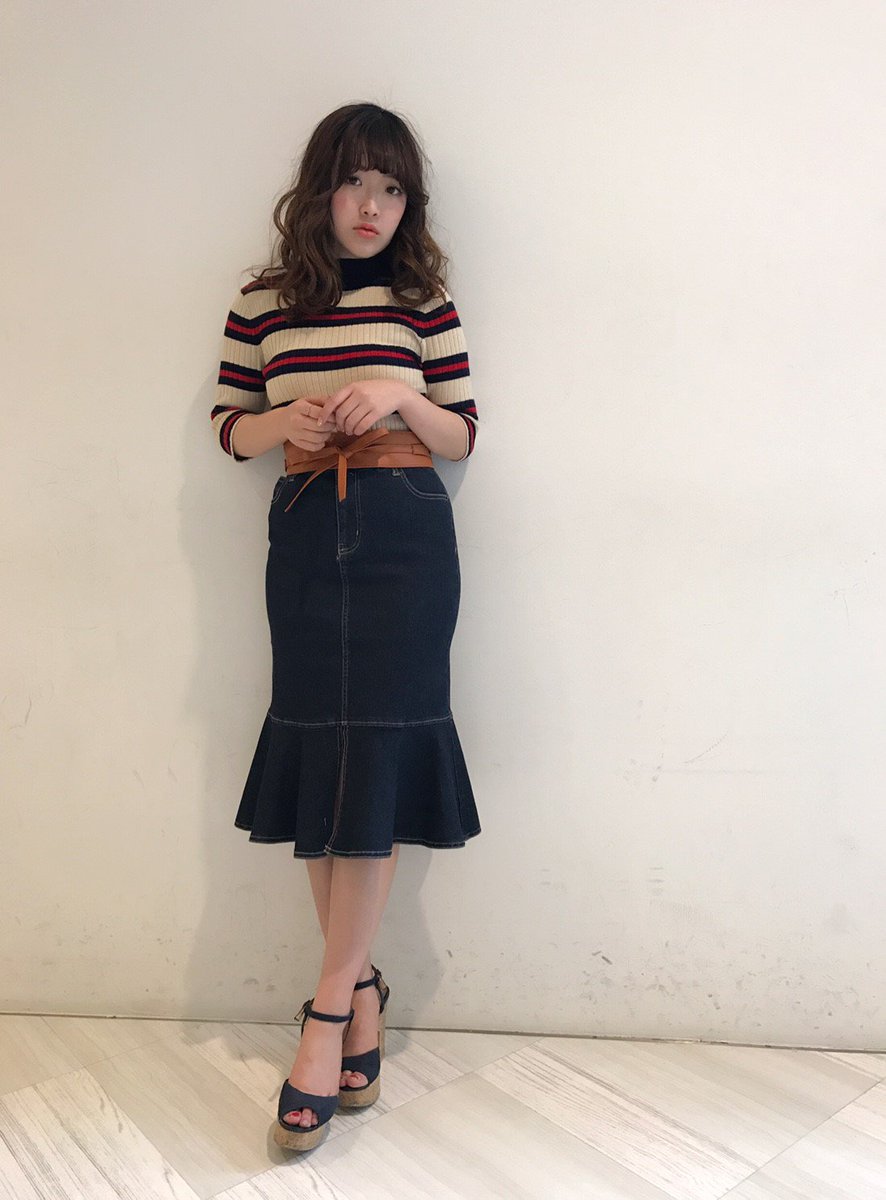 ミドル丈マーメイドデニムスカート Hashtag On Twitter