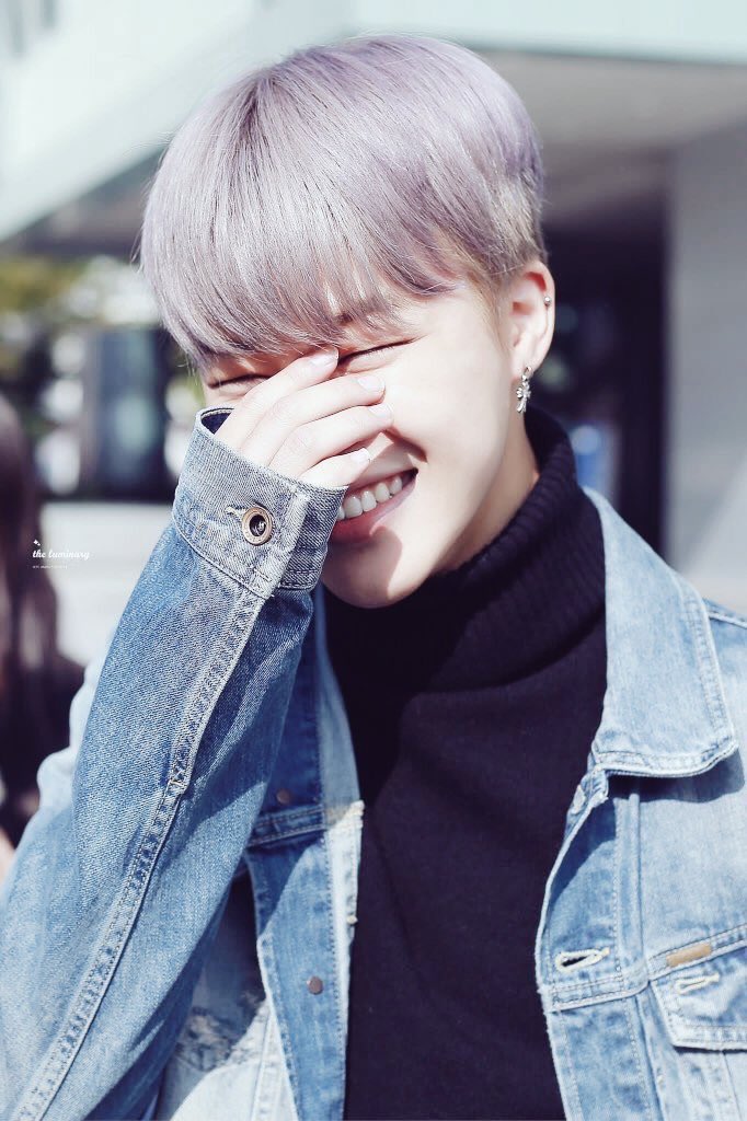 bts_____JIMIN__'s tweet photo. それでは皆さんっ！！
バイバイっ…！今まで有難う御座いました。
こんなに病みやすい僕を愛してくれてありがとうてーち、
ｸﾞｶﾞも隣にいてくれて有難う。
フォロワーさんも一緒に寄り添ってくれて有難うございました！
これから僕はかくれんぼしちゃうけど、会えたら宜しくね！
バイバイ！ https://t.co/r93gzpEQzW