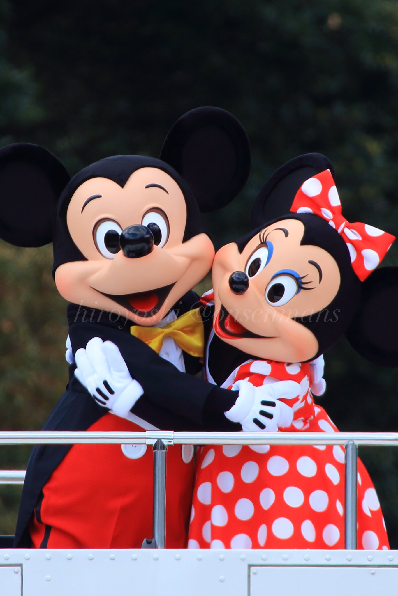 ひろよし Na Twitterze 東京ディズニーリゾート スペシャルパレードが別府八湯温泉まつりの 湯 You パレード にやってきた おんせん県おおいたへようこそ Welovebeppu 別府 ディズニー ミッキー ミニー 別府八湯温泉まつり 湯 You パレード