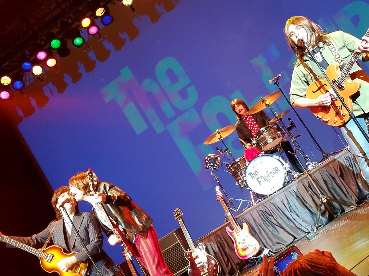 jara_nick's tweet photo. @fabfourband @groveofanaheim @Fabard21 oh yeah!!!! https://t.co/zugN66Yqiz