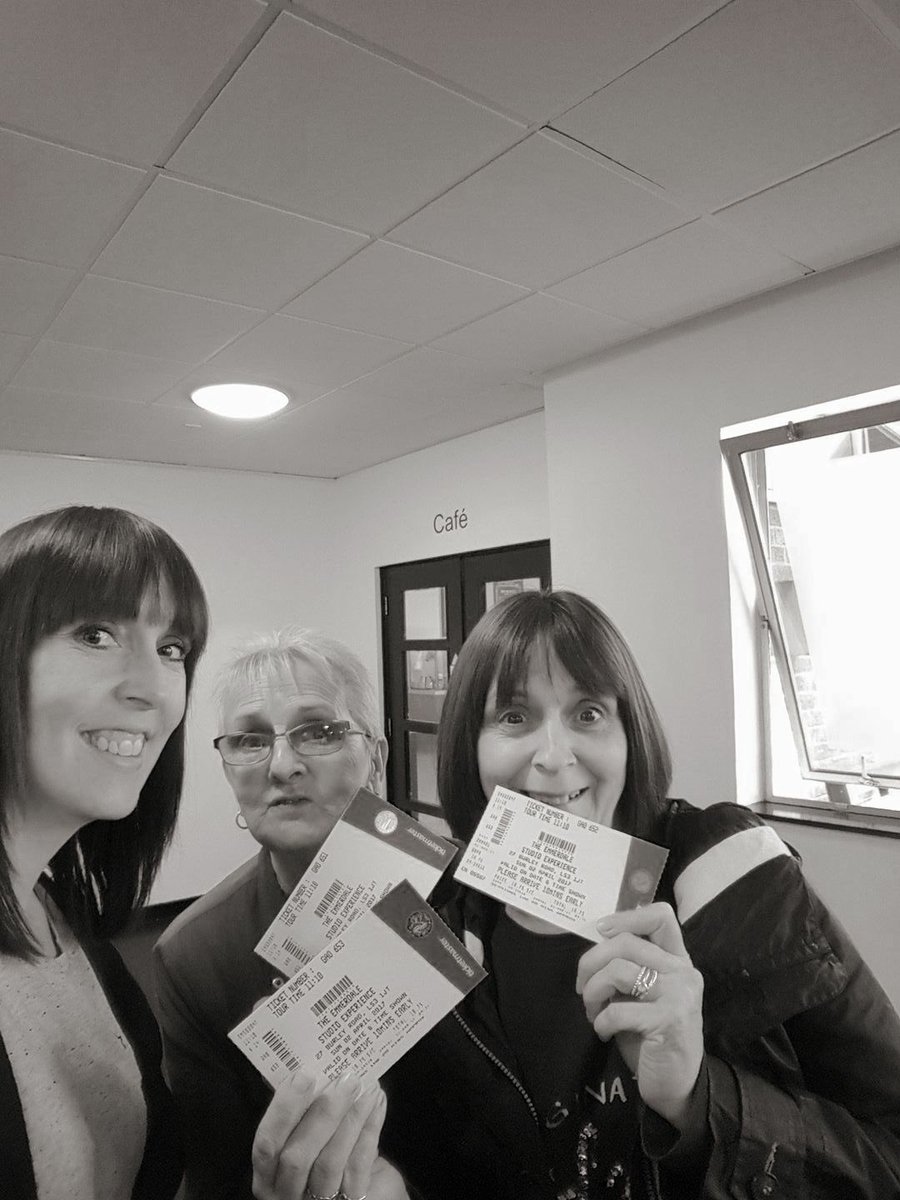 Coatham's tweet image. Our #daytrippers @emmerdale #studioexperience today #Leeds #Yorkshire