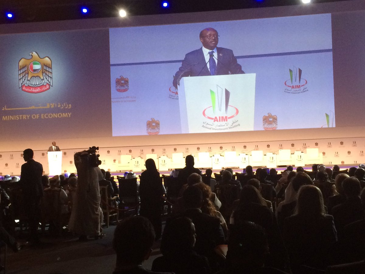 DeeMagie's tweet photo. #Dubai #AIM2017, #Representive Rudong, China Collaboration for a better world together🌈❤😊 https://t.co/jAgD9HE73z