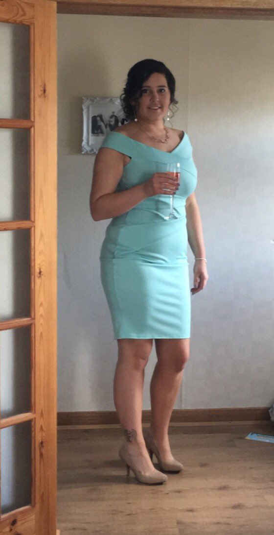 Michaela_89's tweet photo. Ready for one of my fave couples wedding!  Dress from the @MissJessWright_ @jesswcollection  and hair by the lovely @jt_jenn 😊🥂🍾 https://t.co/96LUjImWAI