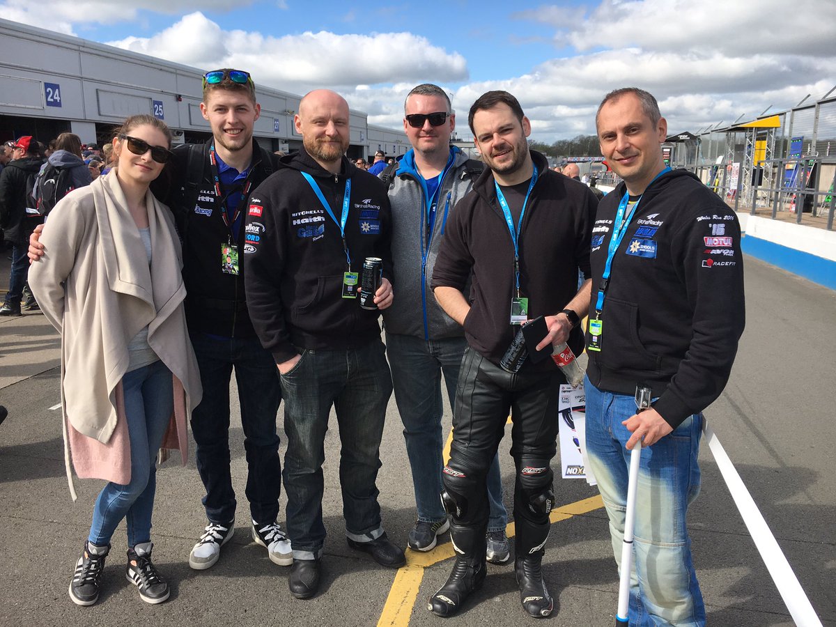 fman256's tweet image. Race day hospitality with @KeithFlint_TTC @OfficialBSB @DoningtonParkUK #scorchio @DsSchofield @kirtus87 @mjcs007