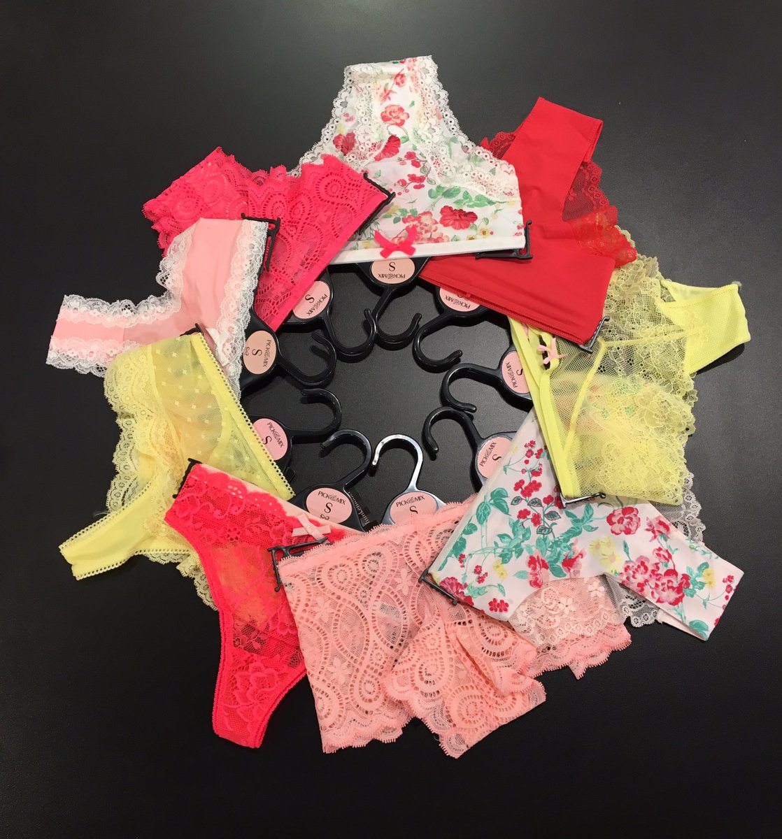 New new new  😍👏 <a href="/Hunkemoller/">Hunkemöller</a>