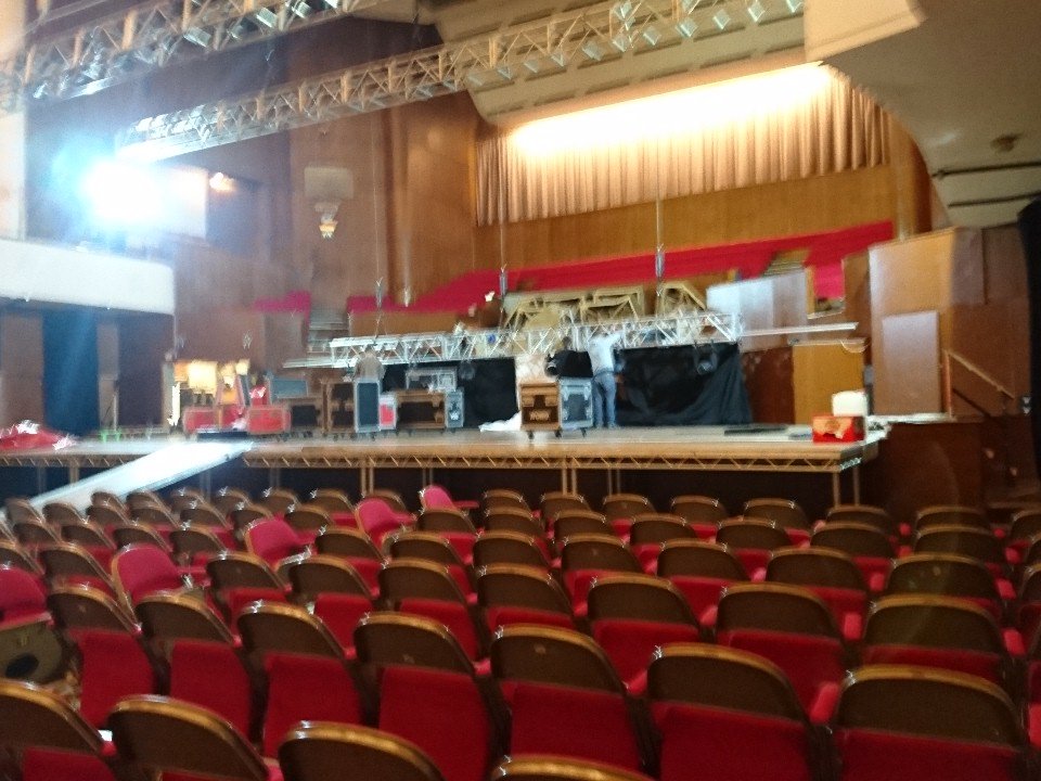 Stagesdancefest's tweet photo. And so it begins.... Looking forward to a great gala show! https://t.co/hkPsHxTE0Y
