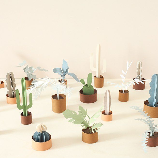 Ce week-end, créez des mini plantes tropicales et cactus en papier grâce à notre DIY à retrouver sur le blog (lien dans la bio) 👆 Une jolie…