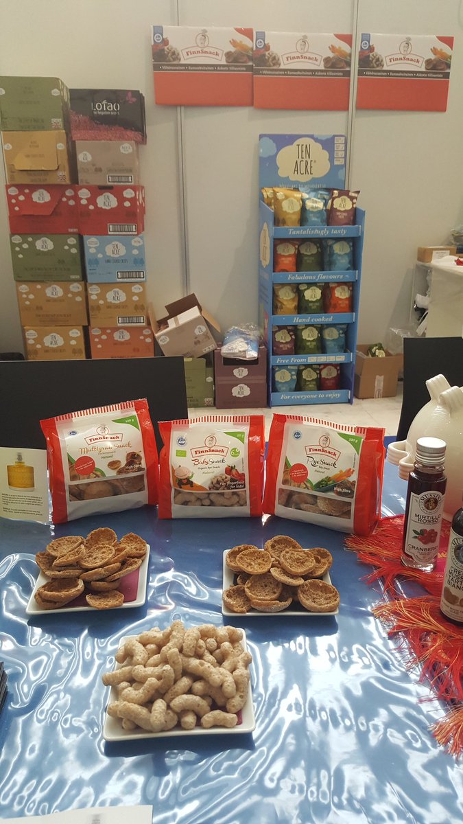 Fineslink's tweet photo. #FinnSnack ja #9olivos yleisömenestys #gourmet tapahtumassa @FoodFromFinland @goodnewsfinland @suomenyrittajat @KauppalehtiFi  @hsfi #vienti https://t.co/b9tZvI3012
