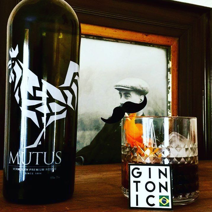 MutusVermouth's tweet photo. En #brasil también se toma #mutus foto de @gintonicbrasil #obrigados https://t.co/sgHfwgjYqr https://t.co/gPnv9Cwdok