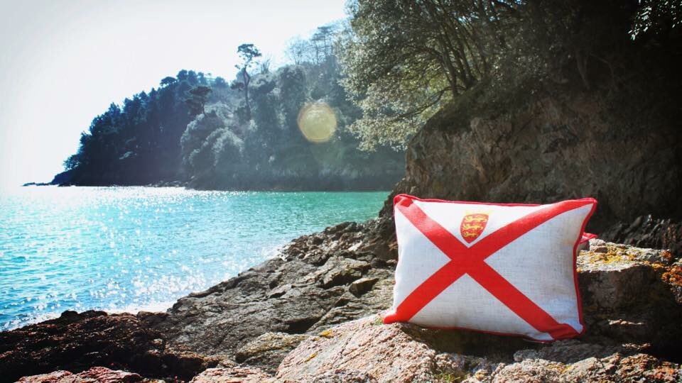 KushyLiving's tweet photo. Beautiful day to visit us at Simply Spring event at Greve de Lecq Barracks 10am-5pm #jerseycraft #simplyspring #cushions https://t.co/FGCz6ixCji