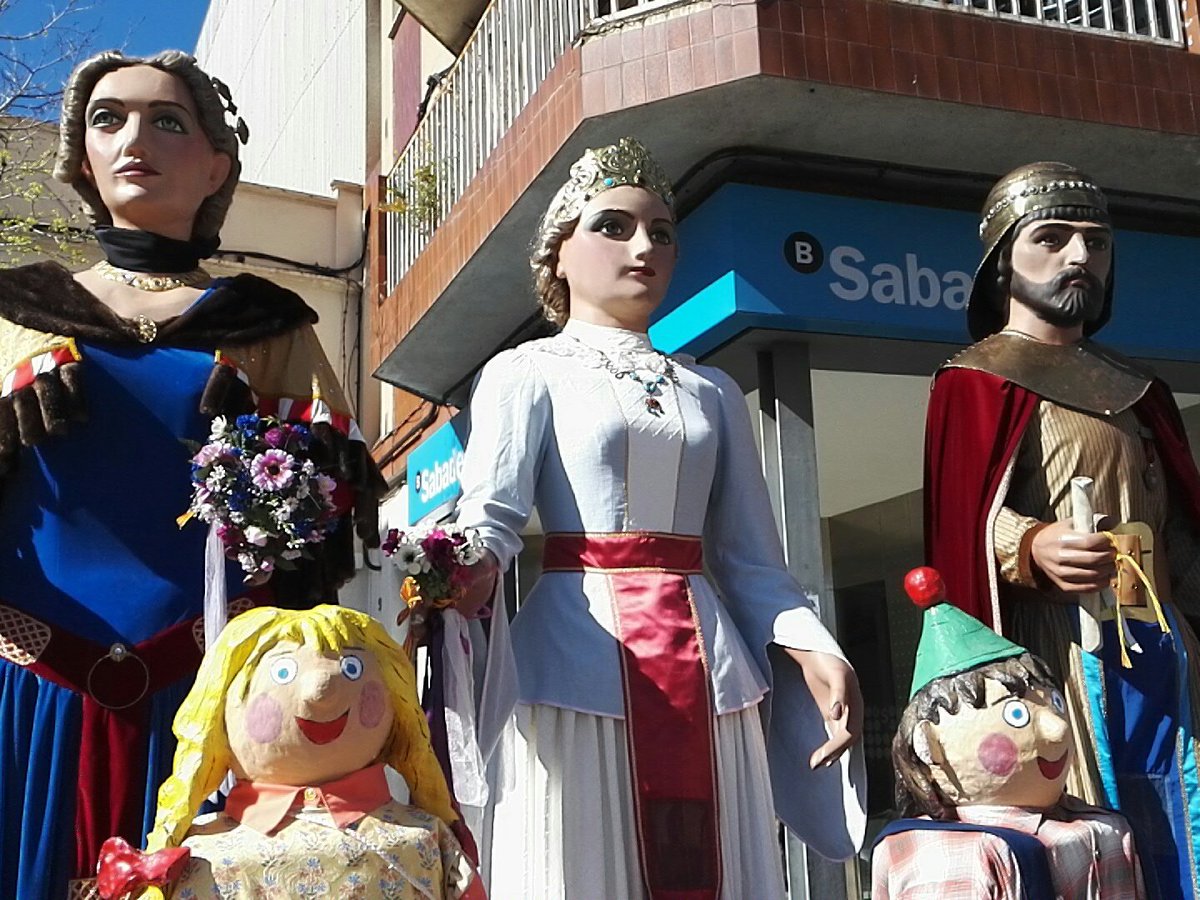 #gegants #Sabadell a <a href="/ajsantquirze/">Aj. Sant Quirze del Vallès</a> <a href="/EP_Sabadell/">EL PERIÓDICO Sabadell</a> @sbdcultura <a href="/DiarisSabadell/">Diaris Sabadell</a> @ddsbd <a href="/PetitSabadell/">Petit Sabadell</a>