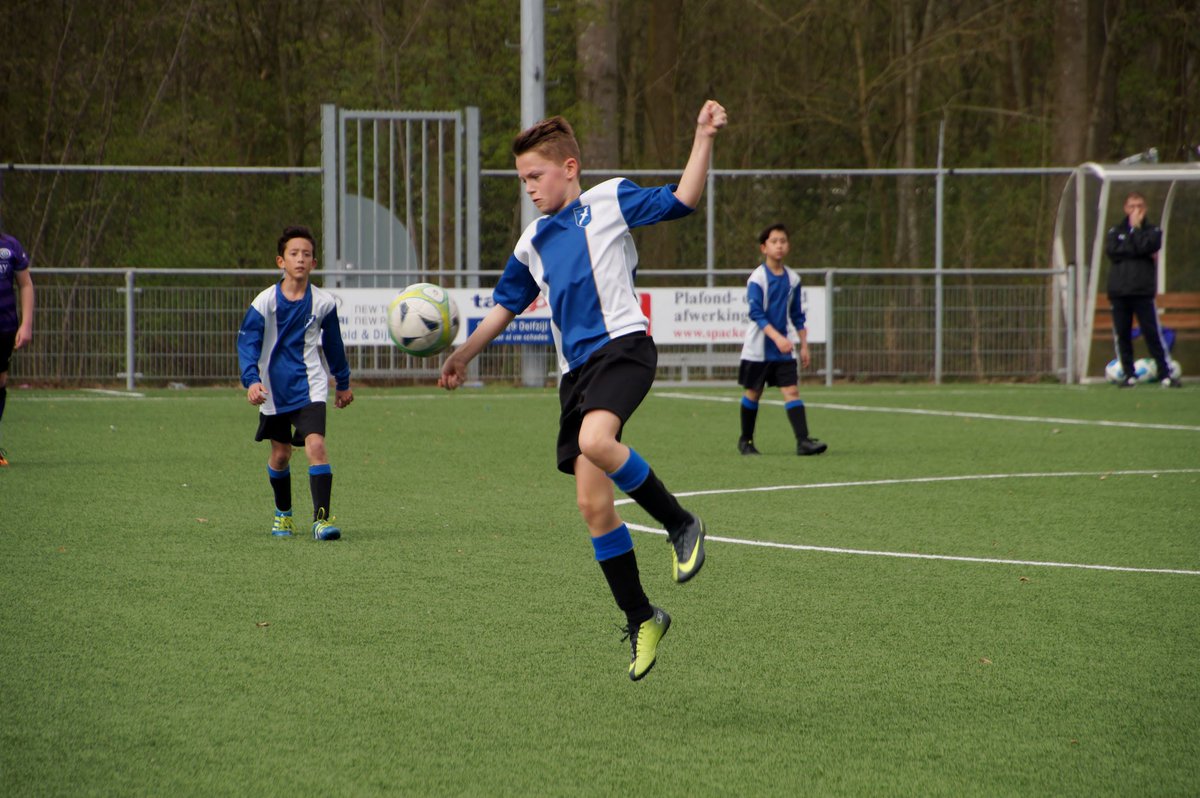 De wedstrijd tussen <a href="/vvNECDelfzijl/">vv NEC Delfzijl</a> JO13-3 tegen <a href="/vvBedum/">vvBedum</a> JO13-4 eindigde gisteren in 0-1