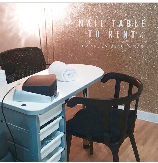 Tina Roberts (TwinklingTina88) Twitter