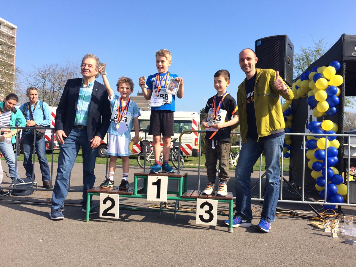 running_debilt's tweet photo. Wat een snelle jongens en meisjes! Gefeliciteerd kanjers! https://t.co/XG0vKb3Em1