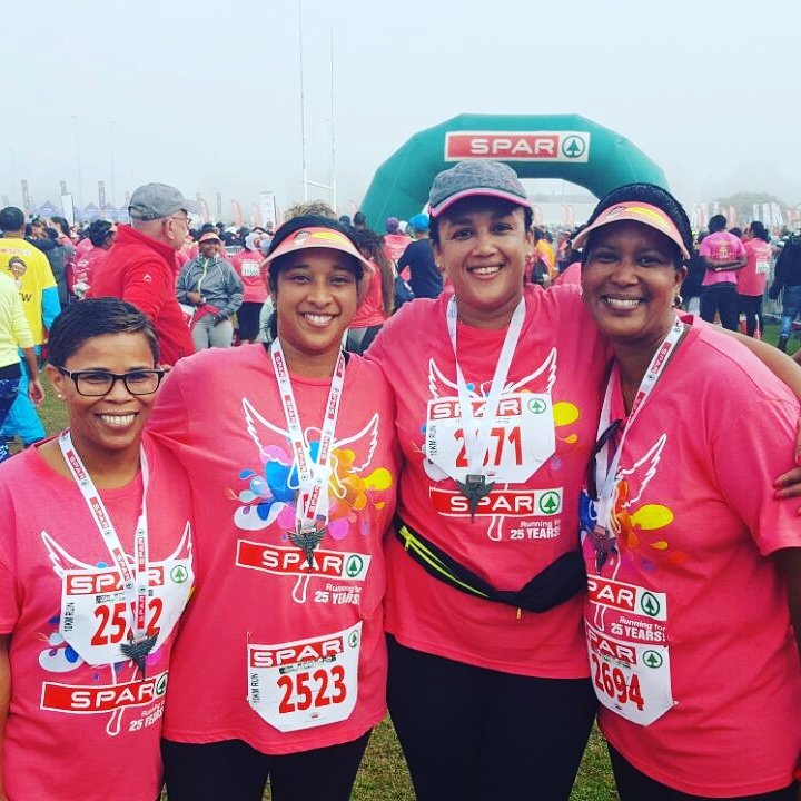 CMIYC_Run's tweet photo. Our beautiful CMIYC Ladies at the @SPAR LadiesRace this morning. #CMIYC #WeRunCPT #SparLadies https://t.co/fGqkaQHlhK