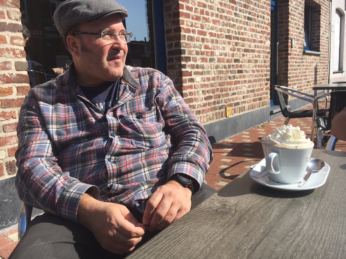 Great night at yakarocker! Enjoying a coffee in sunny Belgium whilst pondering the perils of corkscrew based facial injuries....