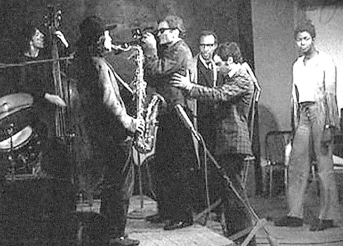 sergioandreola's tweet photo. "Appunti per un'Orestiade africana",
#Pasolini (1970)
#GatoBarbieri, #PierPaoloPasolini #ArchieSavage #IvonneMurray https://t.co/T9aZ1GlpLJ