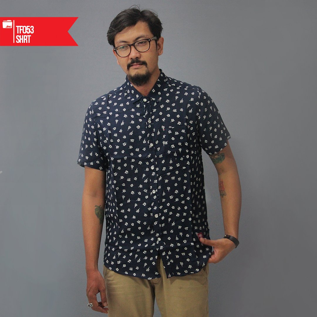 FLDR Inc. Shirt
Price: Rp180.000,-
Click Link Bio For Order
Or Ask to our Hotline : 081222244344
#FLDR #FUNTONE17 #Shirt #Tshirt