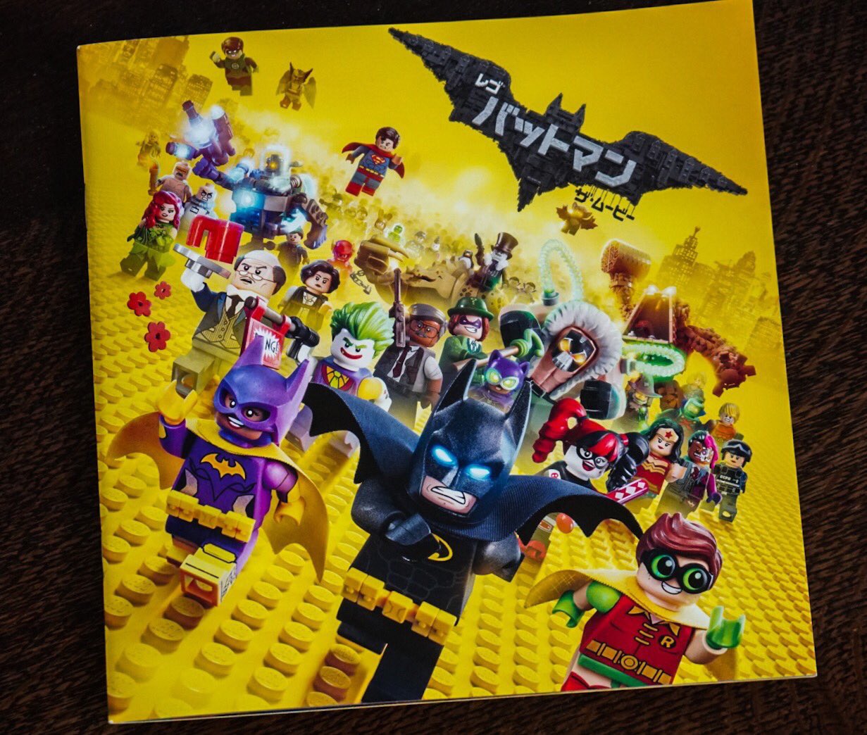 Skubbe blandt øje HIDEO_KOJIMA ar Twitter: "1/2 Saw my 2nd time THE LEGO BATMAN MOVIE in JPN  dubbed. it's almost 80th anniversary of BATMAN. https://t.co/0xxOCJ4Hmp" /  Twitter