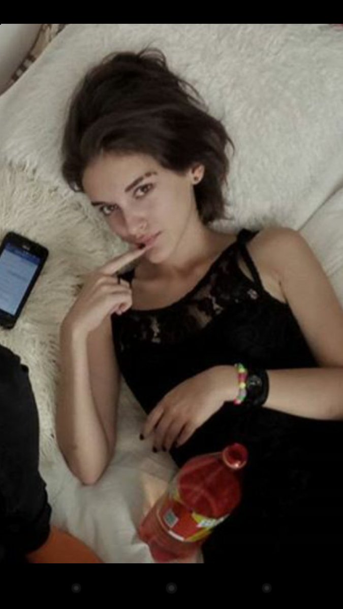Зачем вообще быть такой красивой