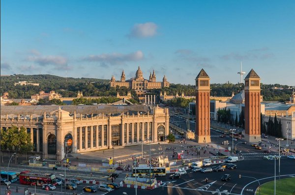 Bon Dia , Buenos Dias , Good Morning #Barcelona

#Barcelona2017 #barcelonaluggage #barcelonalockers
Photo: danypphoto