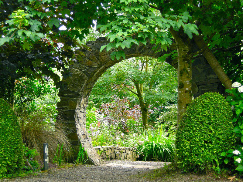 lorraineelizab6's tweet photo. #Knockpatrick #Gardens, #Foynes, Co #Limerick #Ireland! @Limerick_ie @LimerickCouncil @LimerickArts @MeadeQuay @podonovan @LimerickHour https://t.co/7aqgTBpXjx