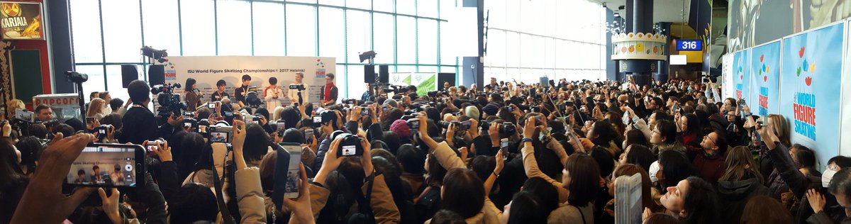 Hanyu &amp; gold medal fever at <a href="/ISU_Figure/">ISU Figure Skating</a> #helsinki2017 #skating