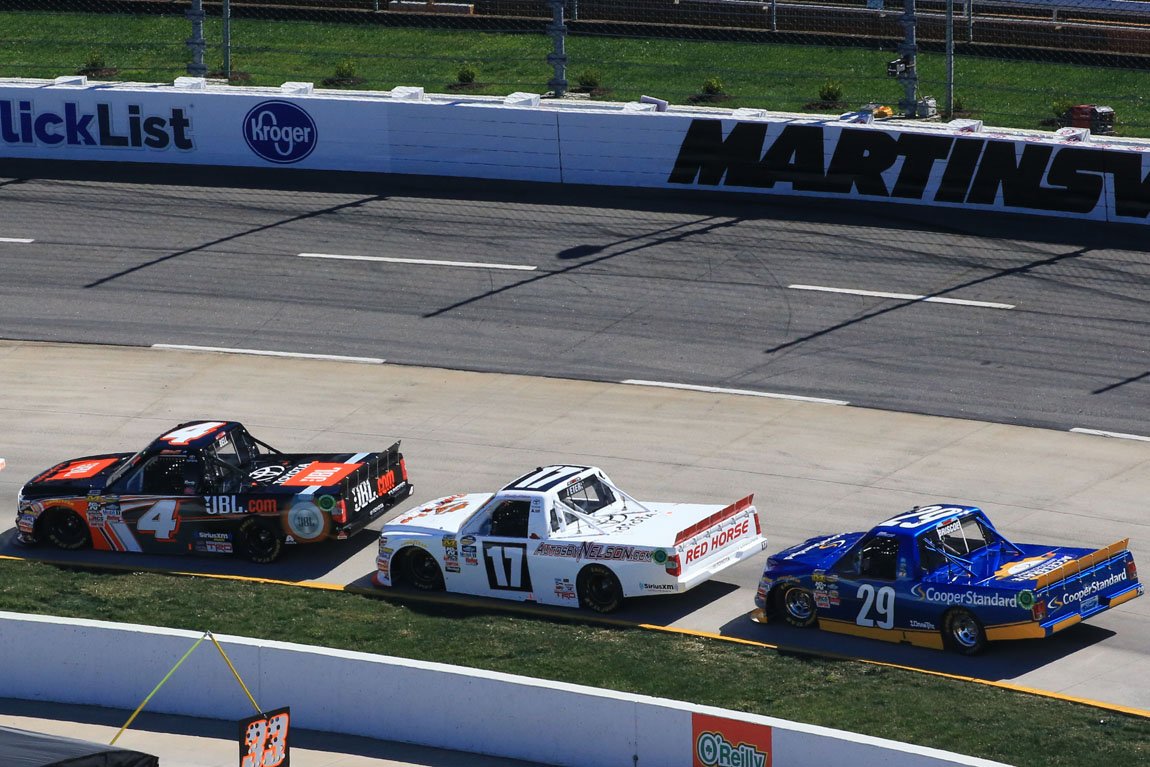 RedHorseRacing's tweet photo. .@TimothyPeters17 scored his best finish of the 2017 season at @MartinsvilleSwy in the #Alpha250 . https://t.co/Gc59jmg2tQ https://t.co/pAtx2hKBio