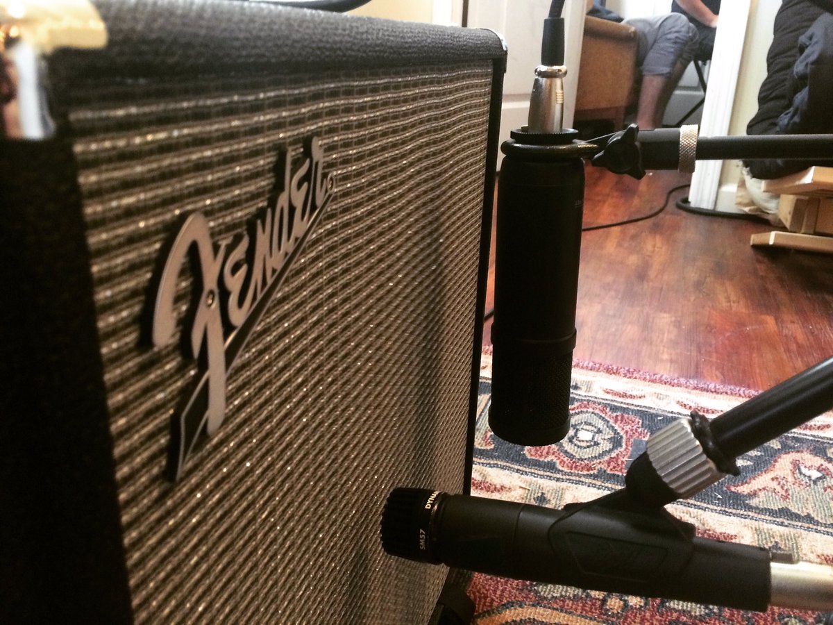 BlackBearRP's tweet photo. #renderedabstract is killing bass tracking right now! #fattones https://t.co/njCVy7Le8b