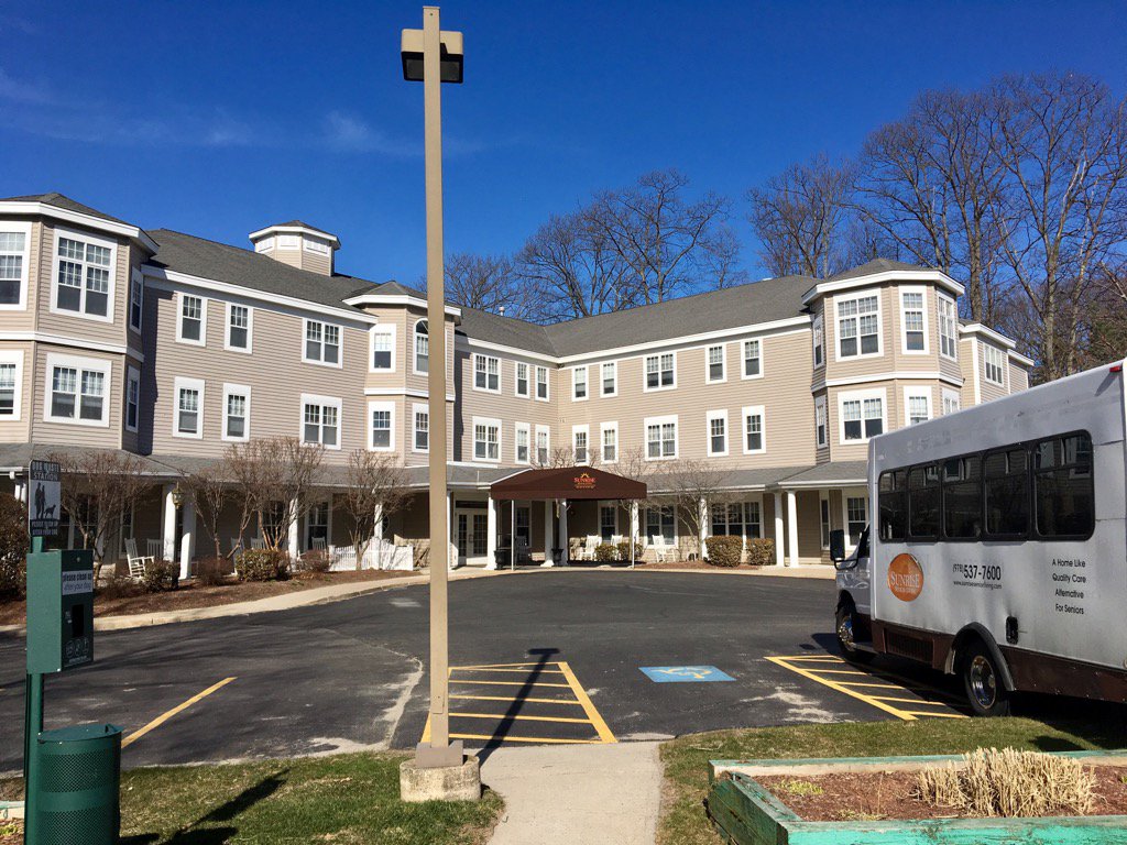 MichaelFDOS's tweet image. The snow is finally gone and it is starting to feel like spring here in Leominster! #AboutTime