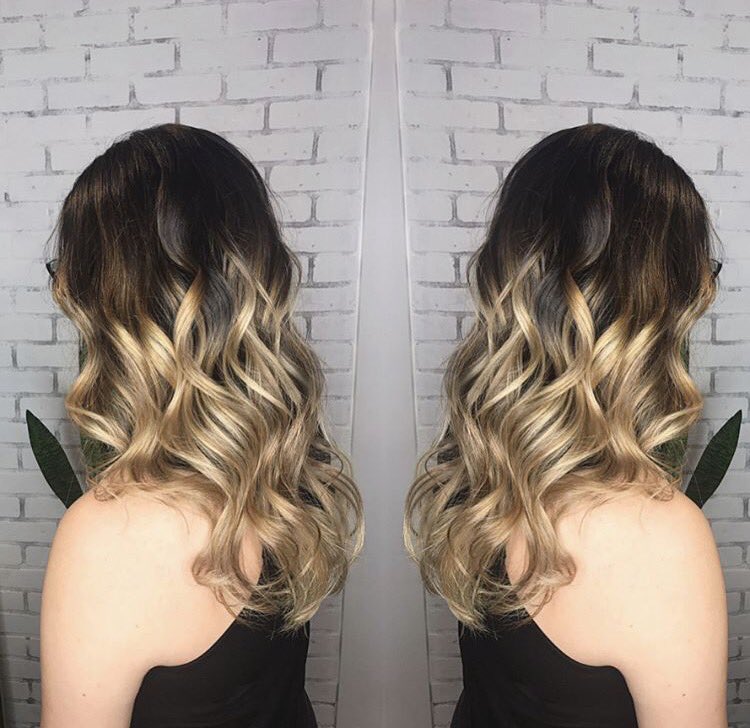 ByrdKassy's tweet photo. Retweet this for a chance to win a half off balyage this week 🌞let's get your hair bright &amp; s u n n y 🌞 https://t.co/VYkbGzx6Jl