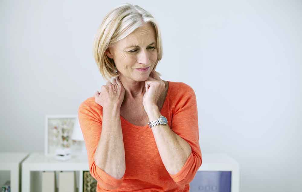 PreventionMag's tweet photo. The most important exercise you can do to prevent neck and shoulder pain: https://t.co/hzv9A00psk https://t.co/qFzsdc3Epm