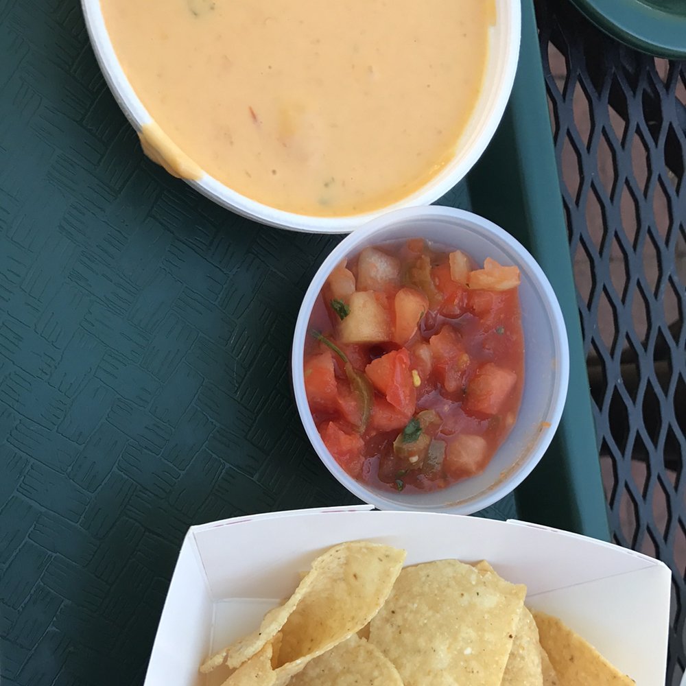 _kaylaking's tweet photo. Beauty  @Armadillo_Grill @getStealz https://t.co/jWRbVZGCBo