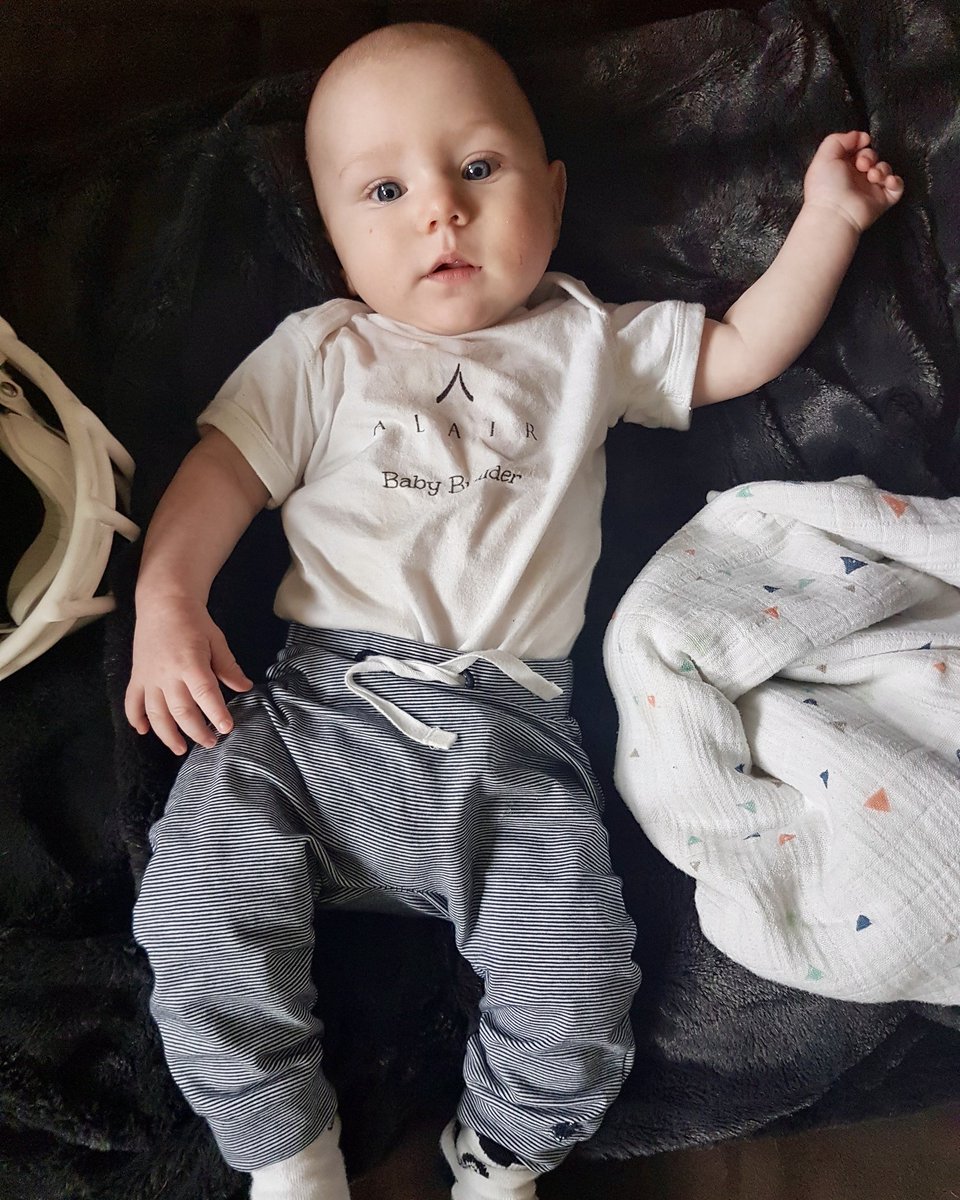 AlairEdmonton's tweet photo. An adorable treat for you all on this fine Sunday.
#Babybuilder #alairjuniors #AlairHomes #yegbaby #yeghomes https://t.co/uTxd5ZzDbl