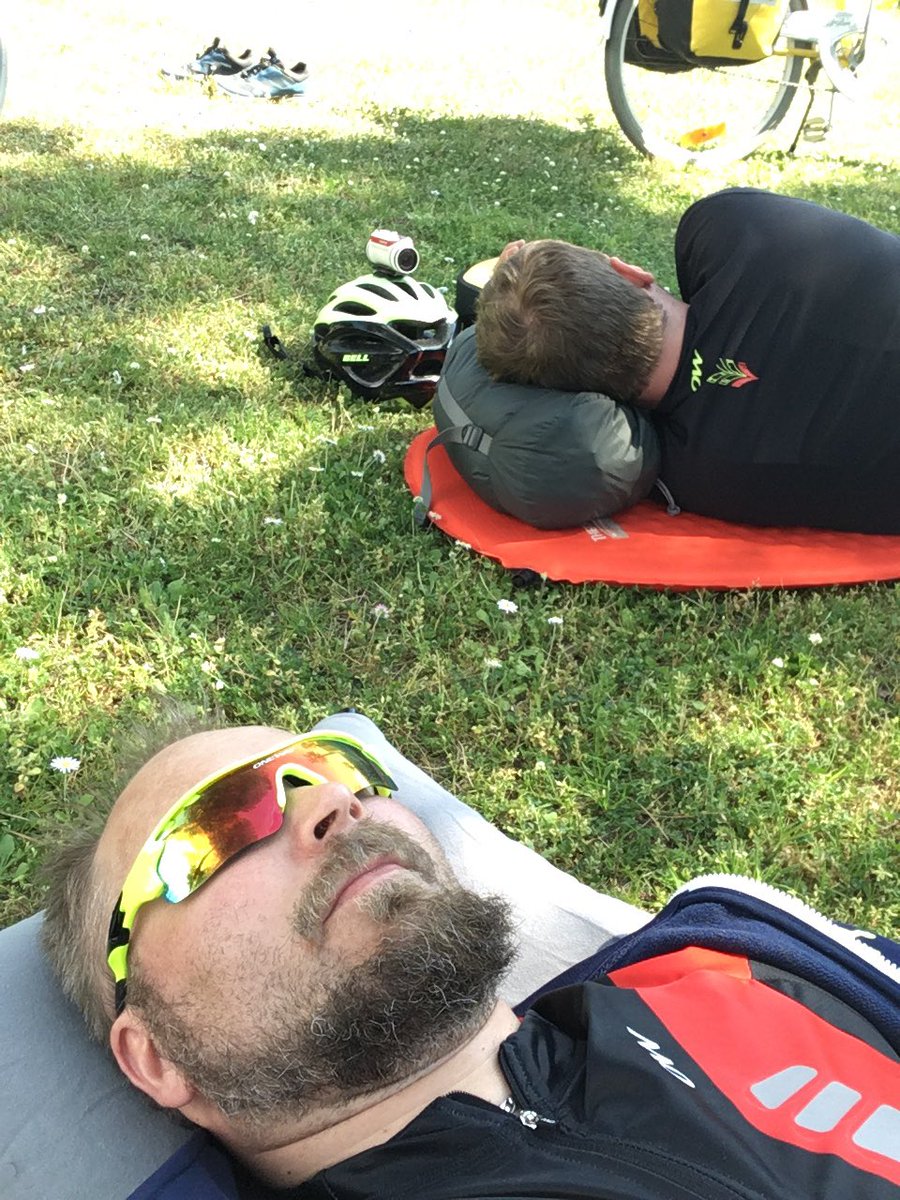 PoniVentures's tweet photo. Siesta in a park and finally we reached our daily goal, Pisa!
#poniventures #crazyfinn #onewaysport #crazytrip #tunturi https://t.co/2YH7Dwpwkf