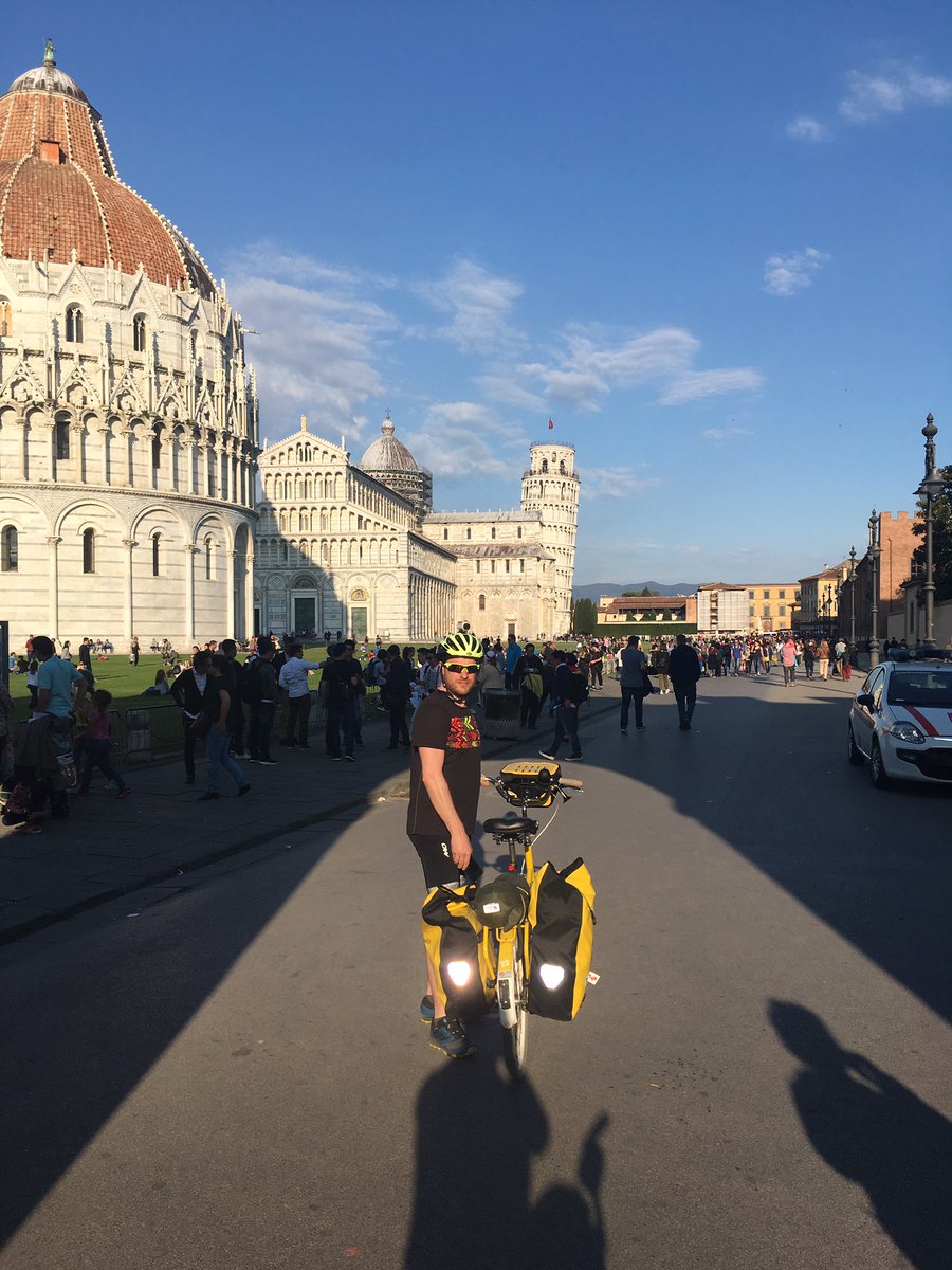 PoniVentures's tweet photo. Siesta in a park and finally we reached our daily goal, Pisa!
#poniventures #crazyfinn #onewaysport #crazytrip #tunturi https://t.co/2YH7Dwpwkf