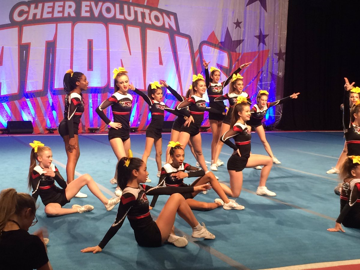 Corby_a72's tweet image. Venom taking a bite out of the competition @pctcobras @CheerEvolution
