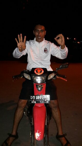 NOBAR MILAN vz palermo
zederhana yg penting keberzamaanx
CC <a href="/MilanistiOrId/">Milanisti Indonesia</a> <a href="/MIsezKendari/">MIsezioneKendari</a> <a href="/rossonerifreak/">rossonerifreak - commentary - acmilan</a> <a href="/UlgadButon/">Ulgad BauBau</a> <a href="/ozzonradio1053/">ozzonradio1053</a>