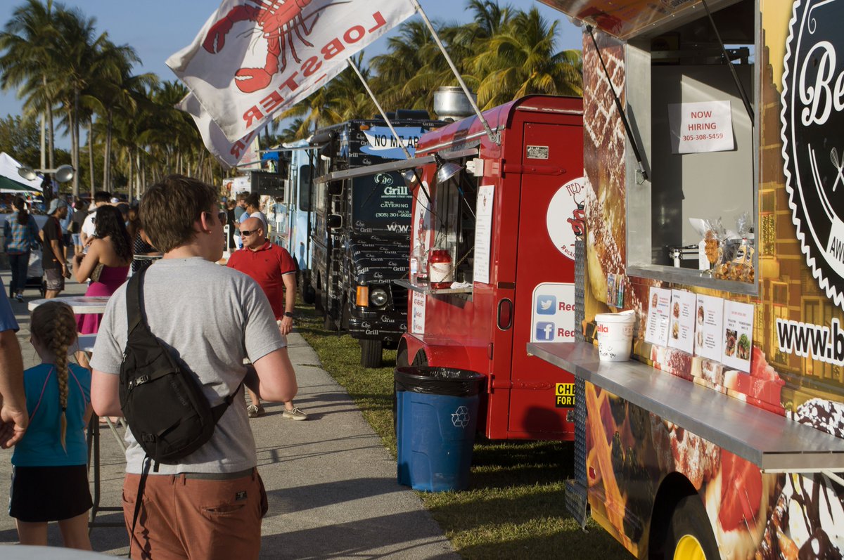 eatKater's tweet photo. Giveaway!
Retweet this post for a chance to win free lunch from a food truck!
#miamifoodtrucks #miami #miamieats https://t.co/cJrby2KSJX