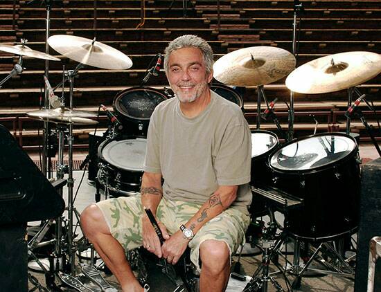 Happy 72nd birthday to Steve Gadd!    