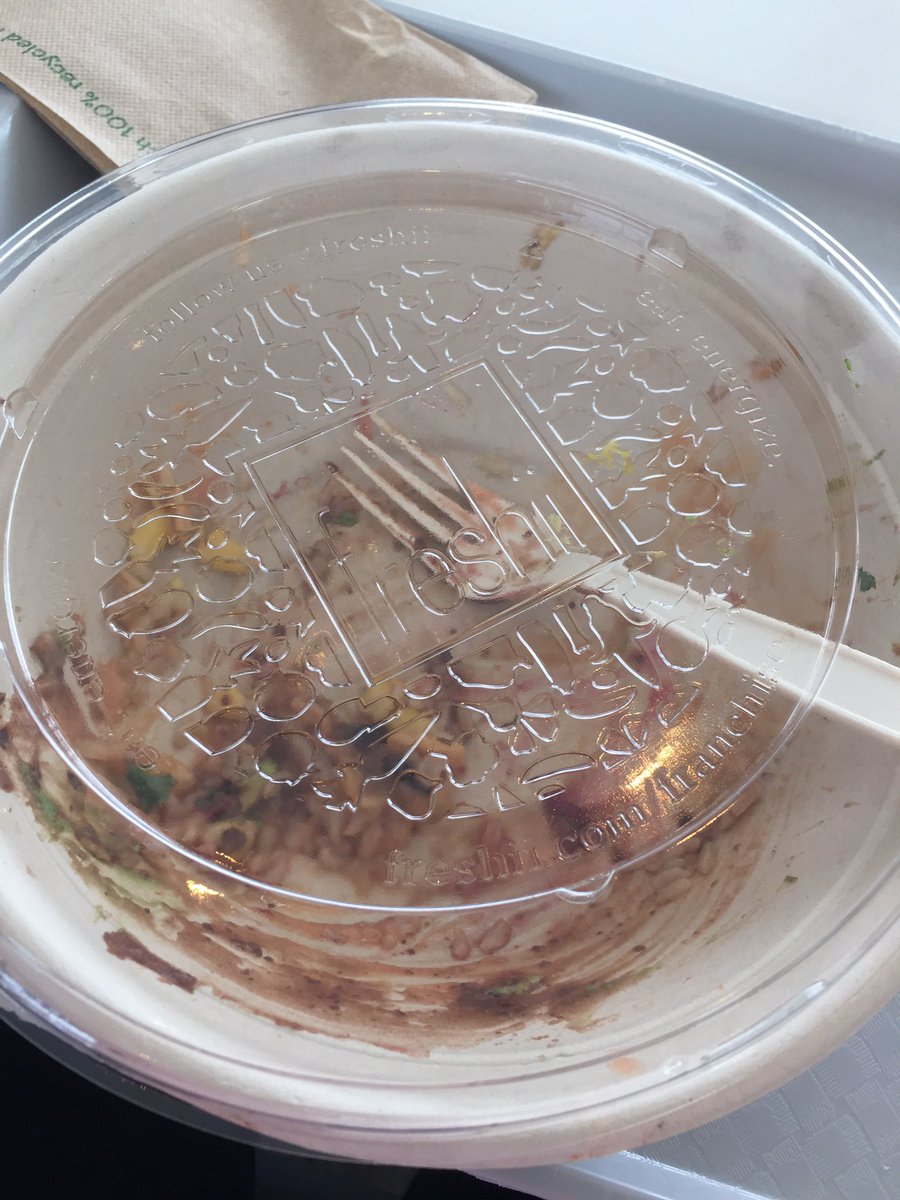 QueenSonia90's tweet photo. Best salad EVER #Oaxaca @freshii @erinmillstown #supportyourlocalmall https://t.co/NUpfK2TK5G