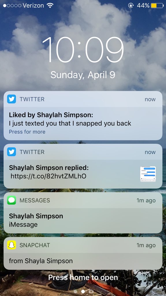 Allison Stokke tweet media