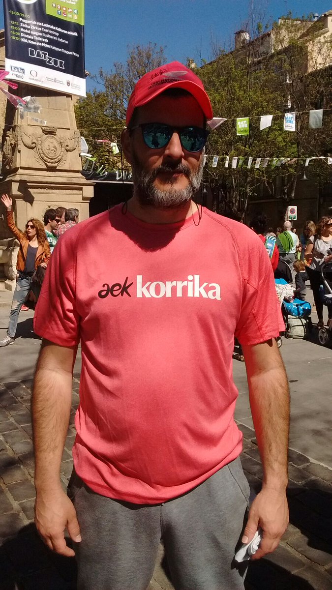 telmoaventurero's tweet photo. Diada del euskera amb accent català.Amunt la #korrikaambaccentcatala https://t.co/uMFWztTUIq