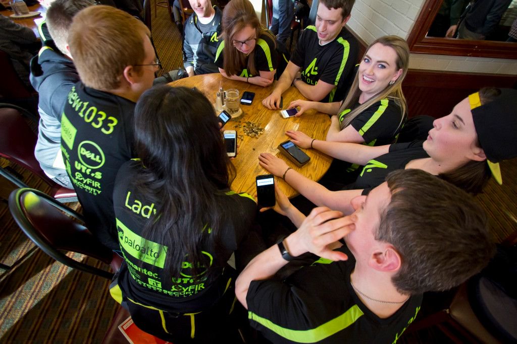 Cybersecurity industry hopes #women will help fill 1.8 million #jobs  <a href="/denverpost/">The Denver Post</a>  #diversity #jobs4all #TeamRocket
buff.ly/2ofiT5f