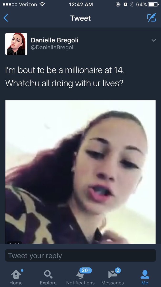 FunniestTrends's tweet photo. I'm crying 😂😂 what did we do to deserve this app https://t.co/h1Ds0HnSFW
